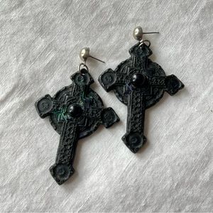 Vintage 80s black cross earrings grunge goth punk